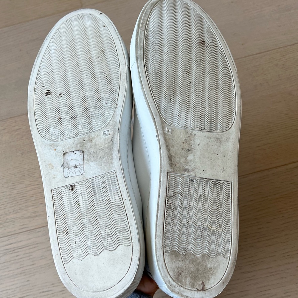 Common Projects White Leather Low-Top Sneakers - Picture 6 of 6
